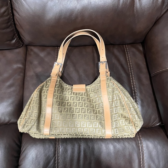 Fendi zuccino shoulder bag - Picture 6 of 12